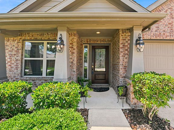5th image of 15715 Windsor Bluff Dr