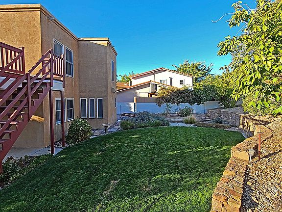 4th image of 7408 Don Tomas Ln NE