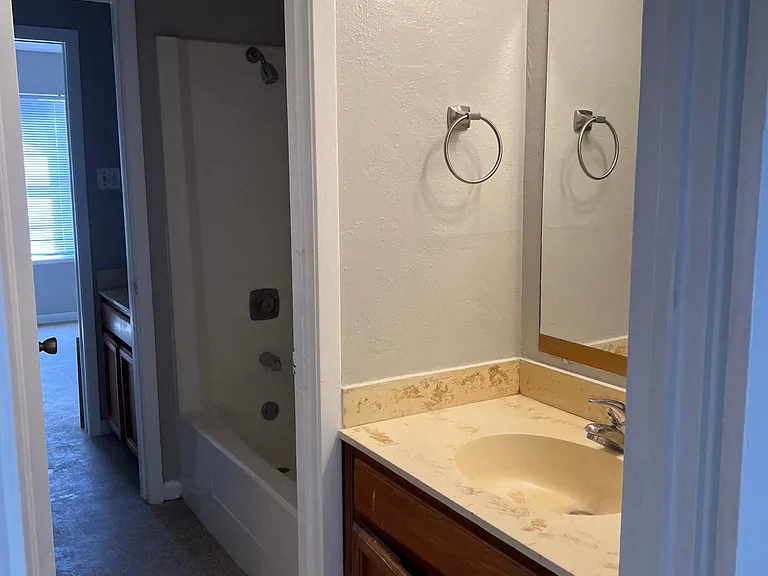 3614 Crestbrook Ct #3 — Photo 6