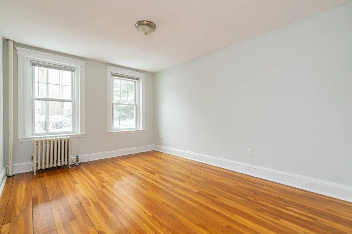 Building Photo - 280 Chestnut Hill Ave #5