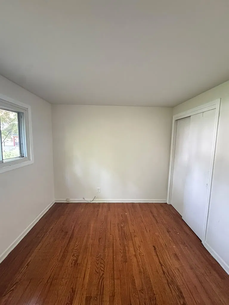 2 bed, 800 sqft, $1,200 — Photo 2
