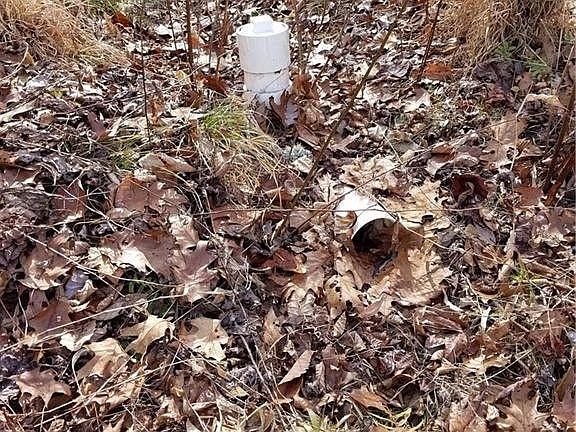 2nd image of 4 Brush Creek Rd