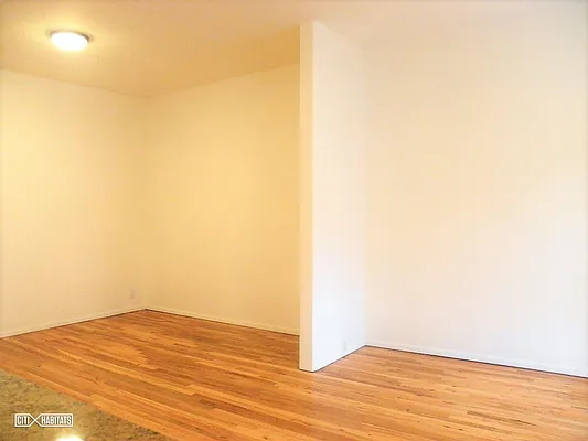 Rented by Citi Habitats | media 16
