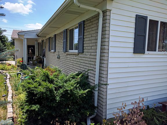 4th image of 3201 Huron St