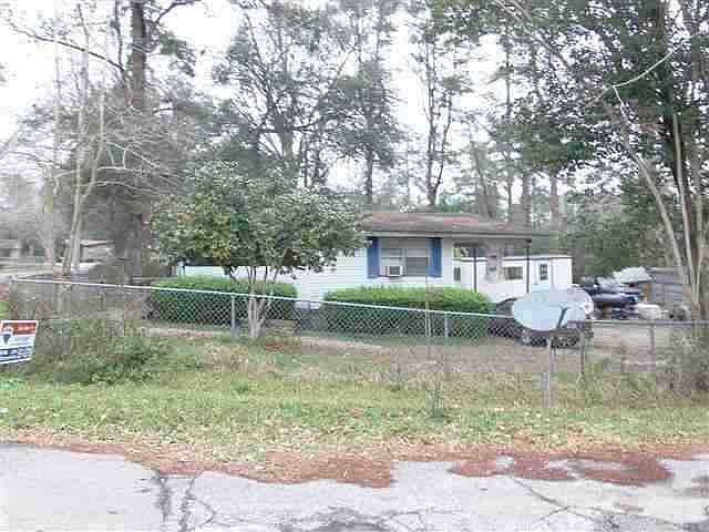 2nd image of 142 Bell St
