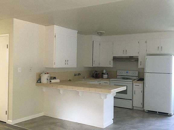 2nd image of 19387 Greenwood Dr APT 3