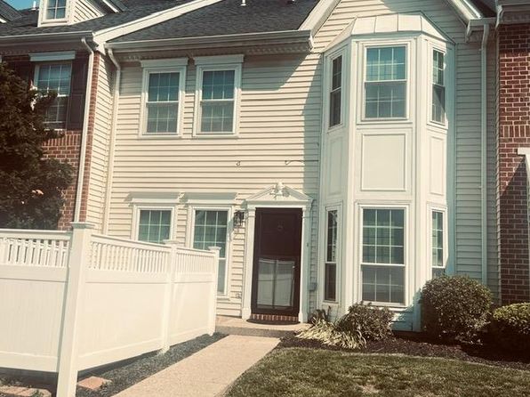 15 Goodwin Dr