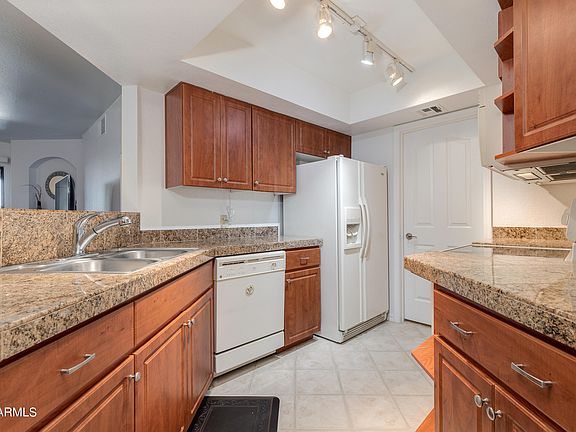 5th image of 5104 N 32ND Street #425