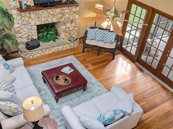 3rd image of 3611 Wimbledon Dr