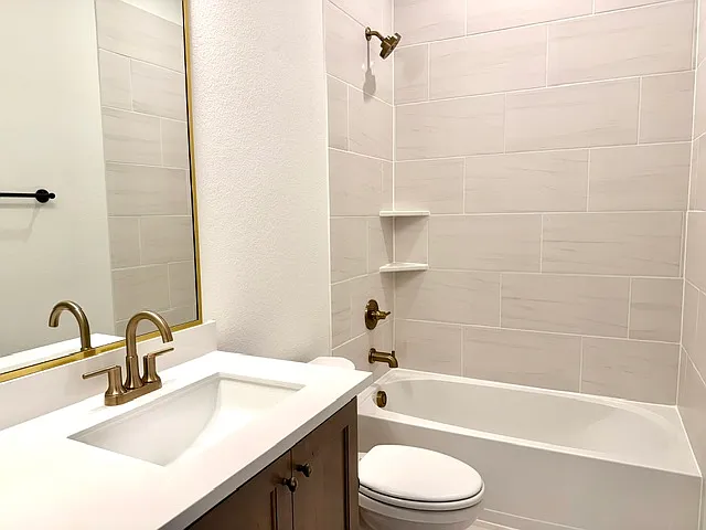 3250 Jersey Dr — Photo 5