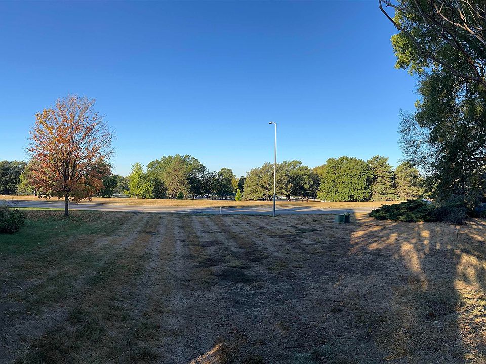 1st image of 6711 Holmes Ct