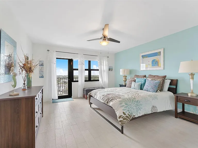 5100 N Ocean Blvd #916 — Photo 28