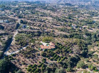 1109 N Stage Coach Ln, Fallbrook, CA 92028