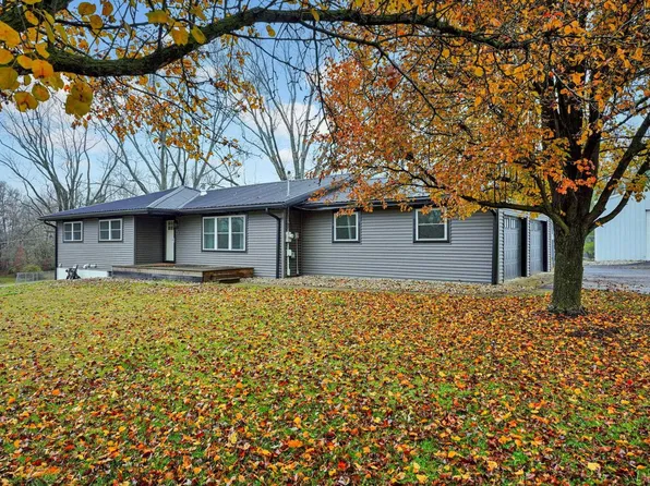 249 Yockey Rd, Mitchell, IN 47446