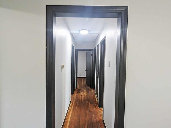 4th image of 7109 E King St