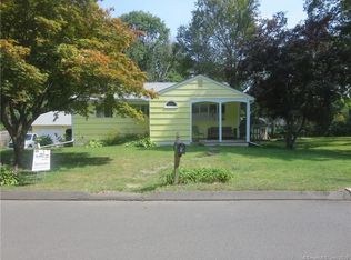 1 Blackberry Rd, Danbury, CT 06811