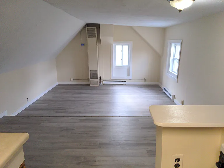 18 Walnut St #2 — Photo 34