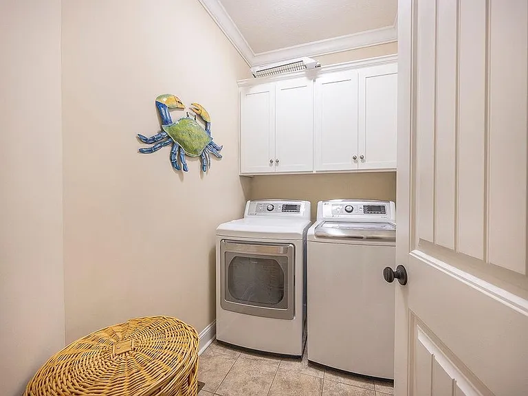 802 Reserve Ln — Photo 26