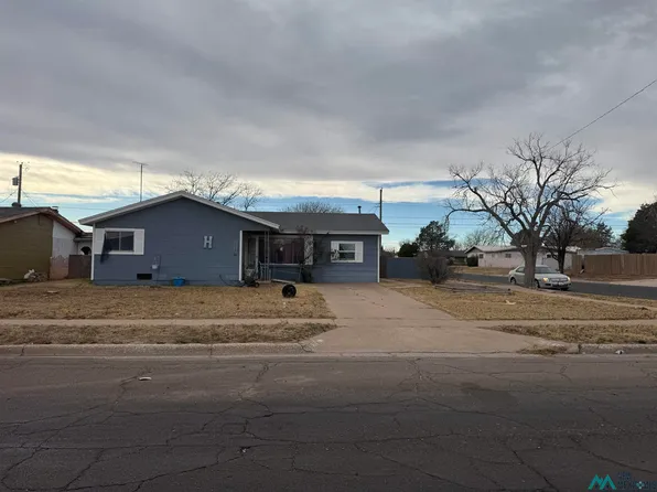 1735 N Steven Dr, Hobbs, NM 88240