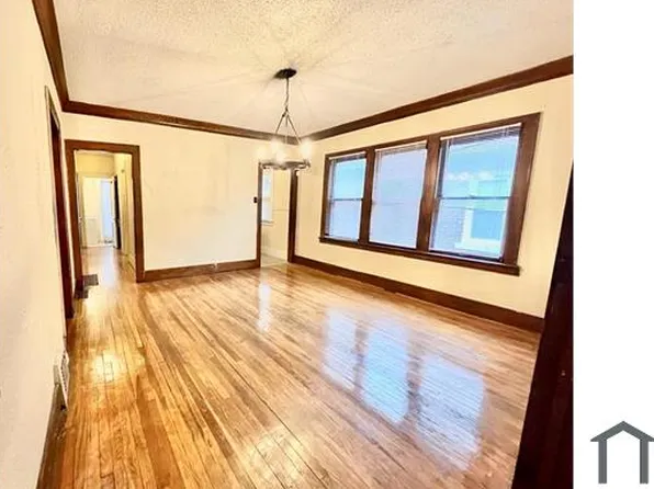 2200 Lakewood St, Detroit, MI 48215