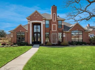 112 Woodglen Ct, Southlake, TX 76092