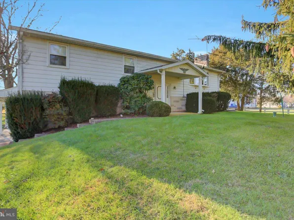 1186 Lewisberry Rd, Lewisberry, PA 17339