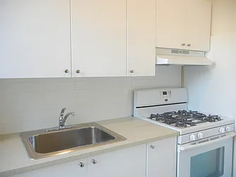 Rented by Brooklyn Heights Real Estate Inc