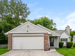 8764 Summer Walk Dr E, Indianapolis, IN 46227