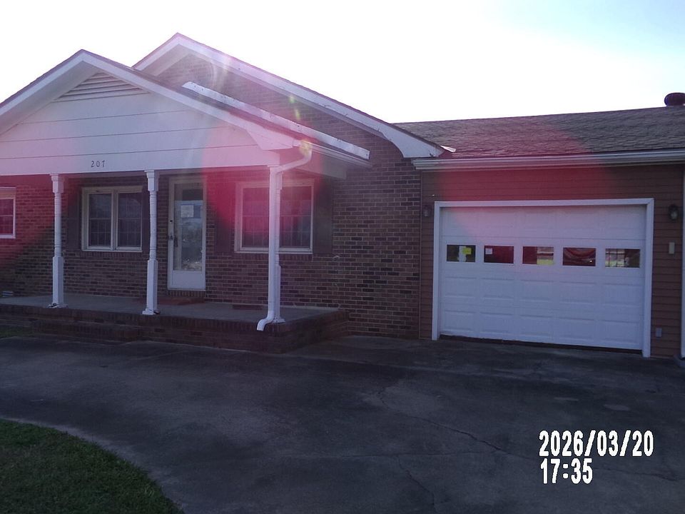 1st image of 207 N Kennedy Street