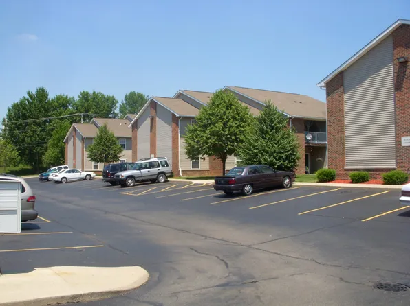 East Ridge Apartments, 4000 S A St #2-4044, Richmond, IN 47374