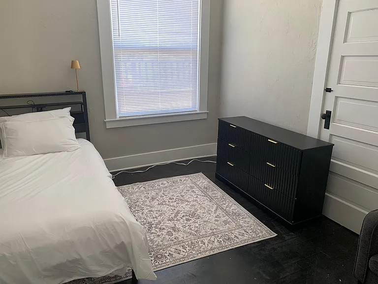 Room available furnished or unfurnished