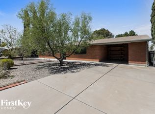 7425 E Calle Maicoba, Tucson, AZ 85710