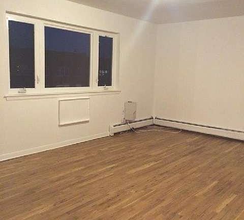 5th image of 5818 75th St