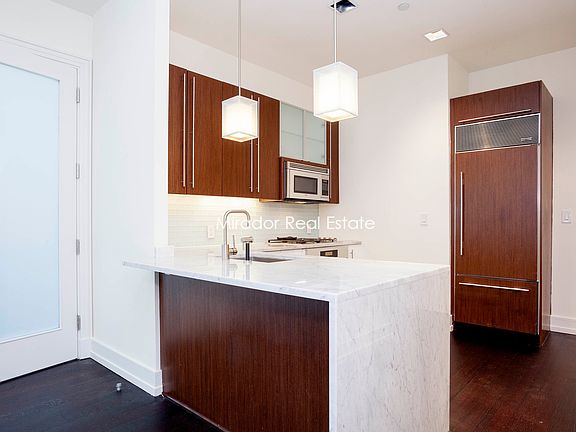 5th image of 2 Water St APT 15D