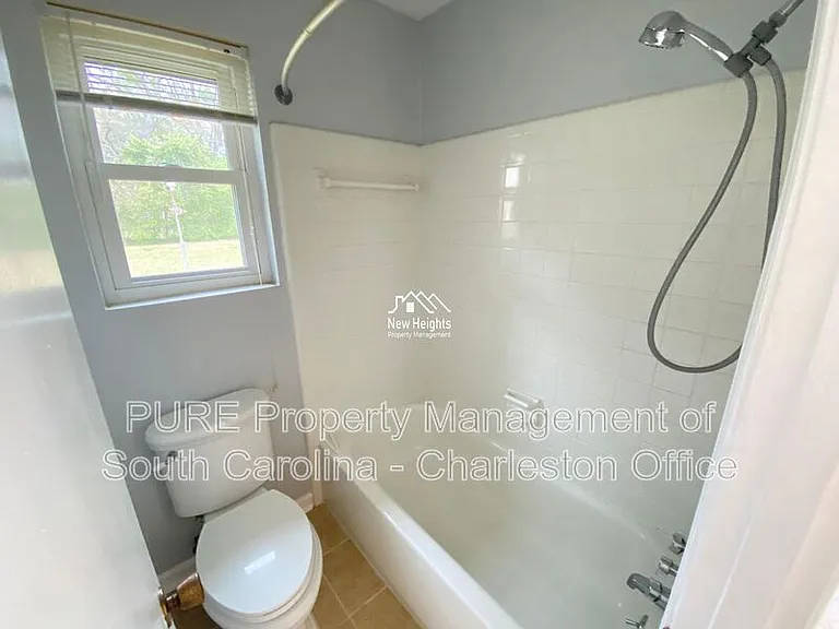 371 Furman Ln — Photo 16