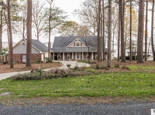 299 Sandy Point Dr, Chatham, LA 71226