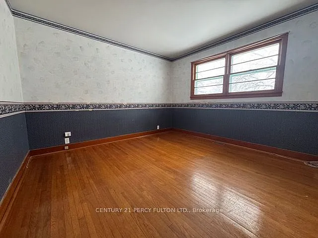 71 Prince Of Wales Dr #MAIN — Photo 14