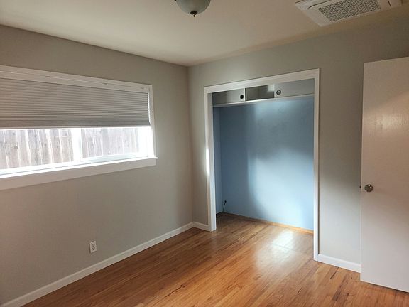 5th image of 5187 Redstone Dr