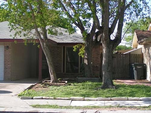 1st image of 962 Sundance St