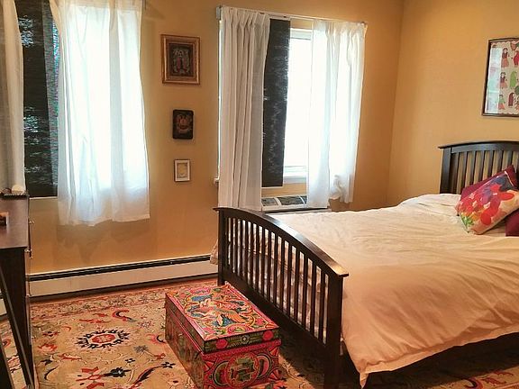 4th image of 525 Vanderbilt Ave APT 4A