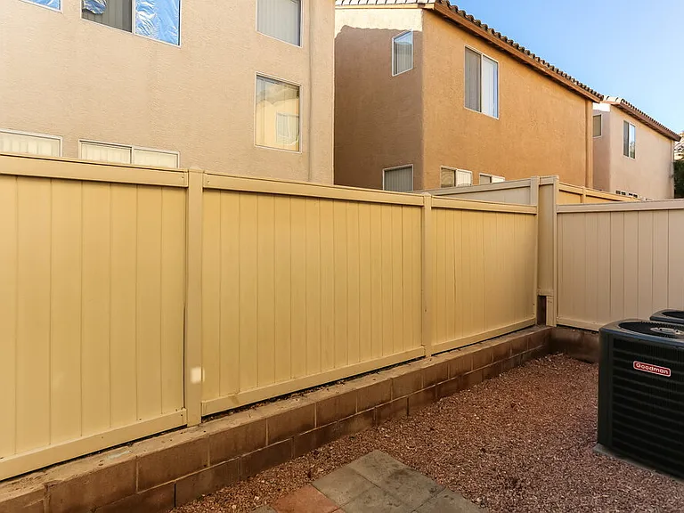 9477 Grandview Spring Ave — Photo 16