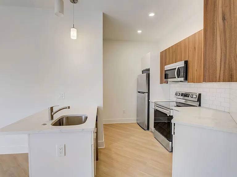 Nova Commons - 4200 Landcaster Ave — Photo 18