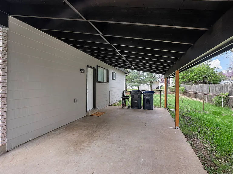 2340 Dove Dr — Photo 28