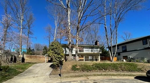 216 Audreys Ct SE — Photo 3