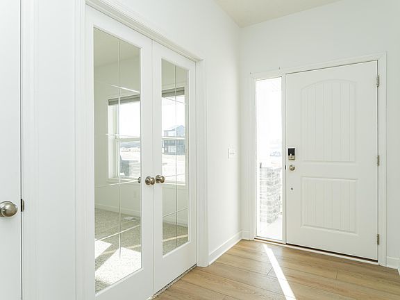 2nd image of 4933 Noble Dr NW