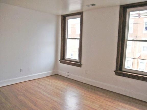 bedroom 1 (facing street)