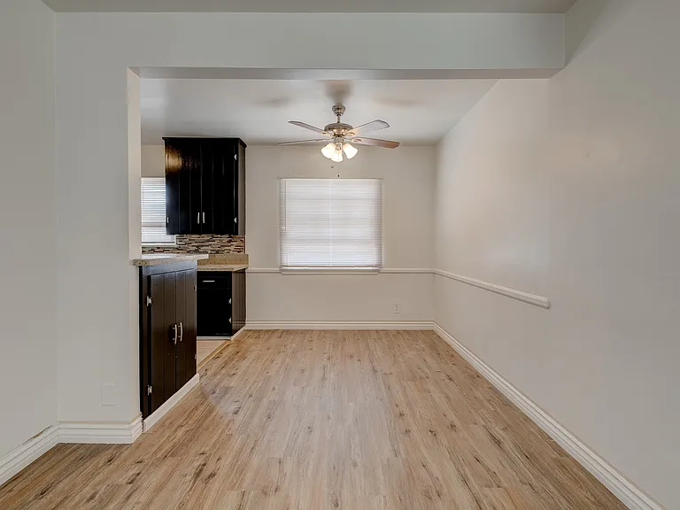 1321 E Wilson Ave #6 — Photo 7