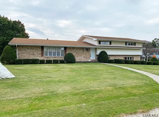 155 Windsor Dr, Johnstown, PA 15904