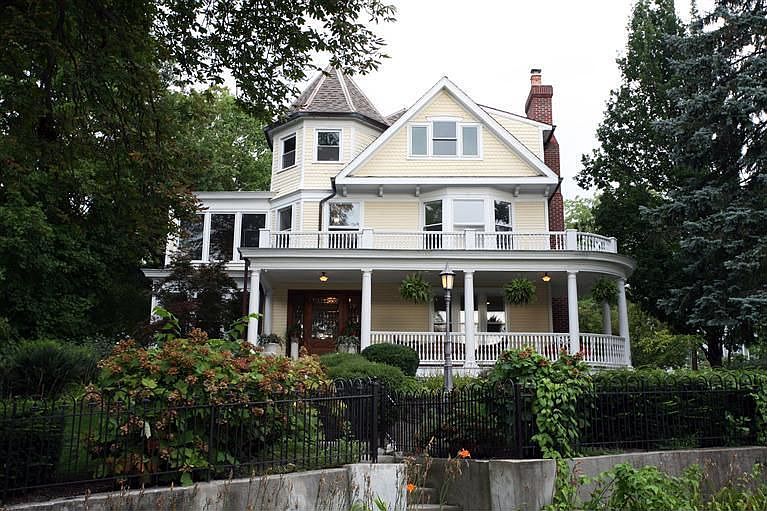1st image of 718 Harman Ave