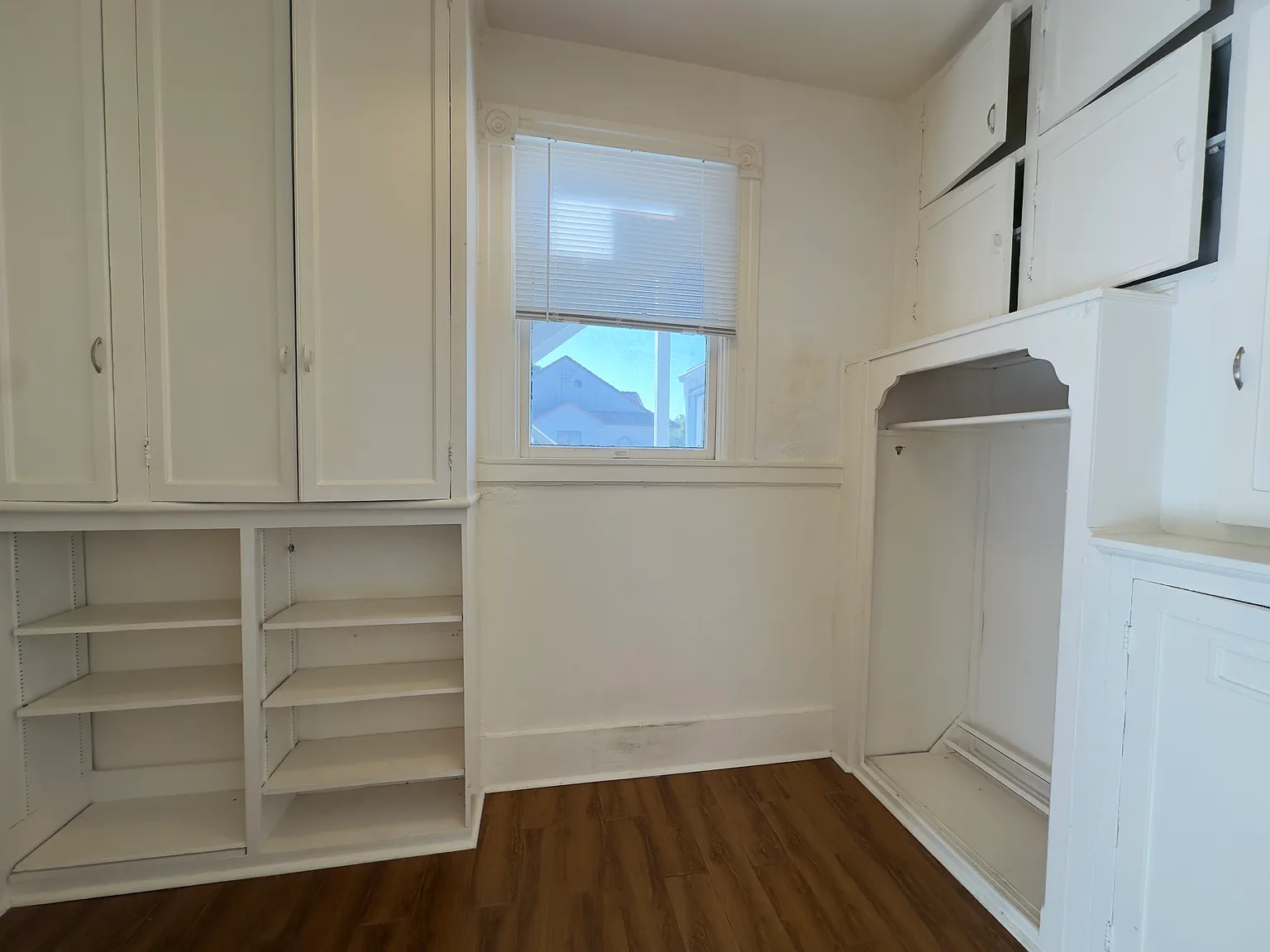 1 bed, $3,000 — Photo 4